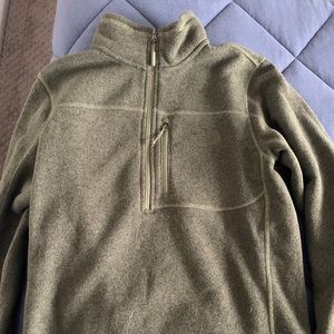 Men’s North Face quarter zip